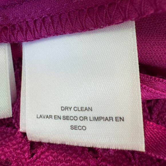 NINE WEST LACE SLEEVELESS CREWNECK SHIFT DRESS IN MAGENTA WOMEN'S SIZE 8 - Picture 11 of 16